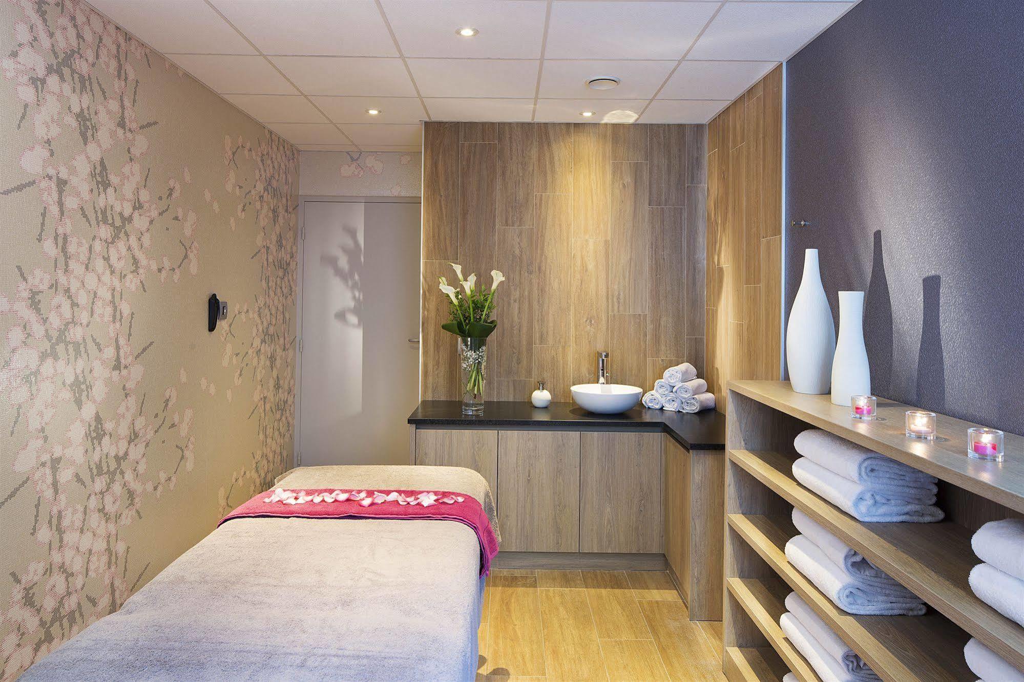 Oceania Clermont Ferrand Otel Dış mekan fotoğraf
